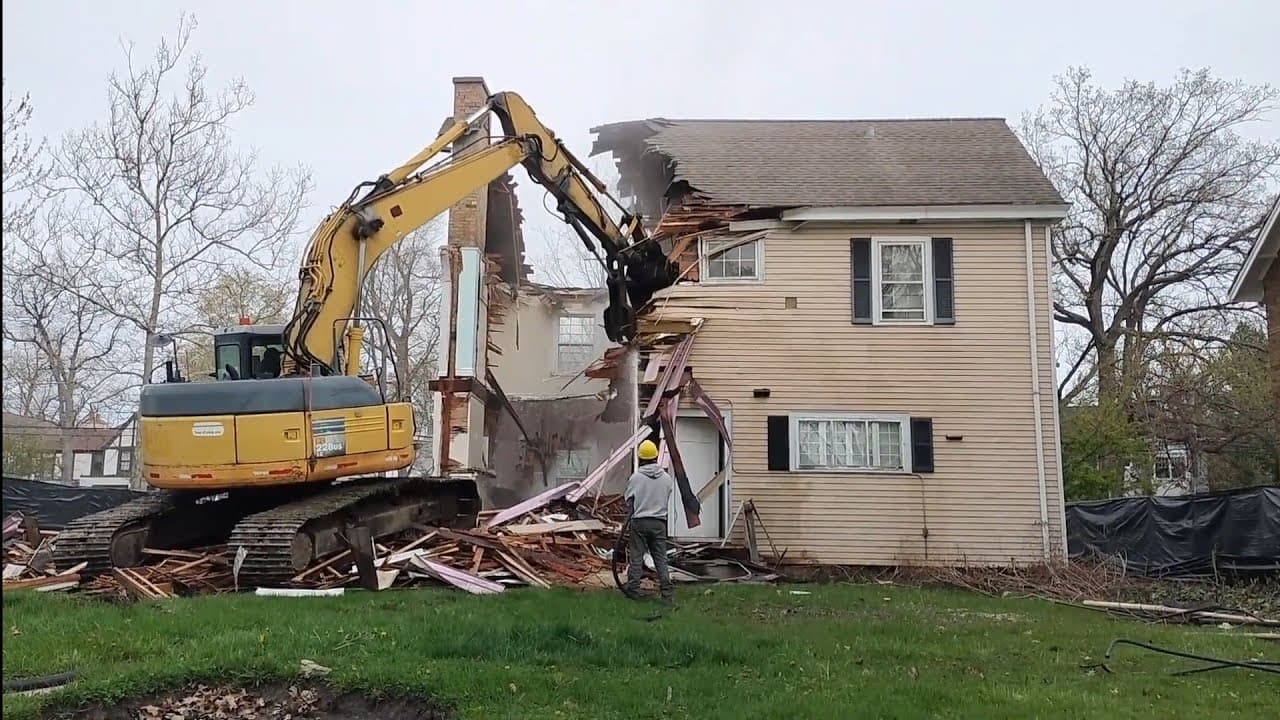 Controlled Structure Demolition